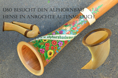 Ü60 besucht den Alpenhornbau Hense