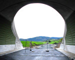 20091015 1580910250 tunnel 83