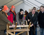 mit vereinten kraeften  20121124 1387903958