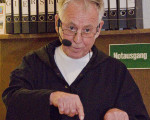 moench dieter haelt eine klasse buettenrede 20120214 1301737841