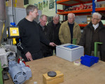 ein fachmann fuehrt vor 20121119 1104954329