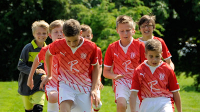 Einweihung des neuen Spielfeld der Jugendhilfe 