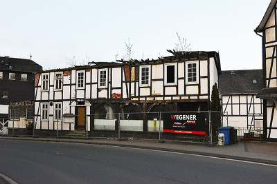 Das endgültige Sterben eines 400 Jahre alten Hauses