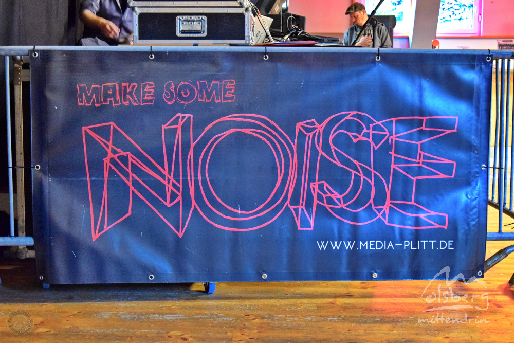 make some noise 20221014 1397494622