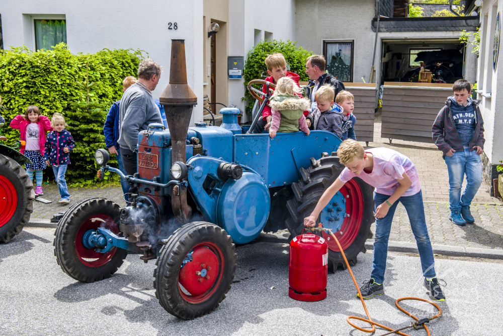 oldtimer beim 875 jaehrigen dorfjubilaeum in bruchhausen 20190531 1487155405