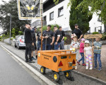 kraenzen beim koenigint102