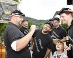 kraenzen beim koenigint106