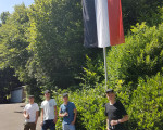fahnehissen bei familie schauerte 20200627 1196753179