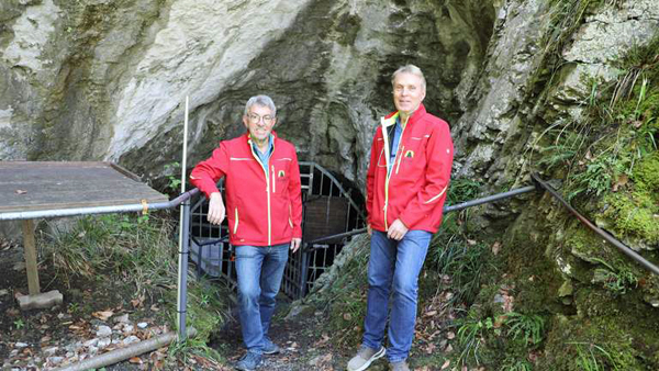 veladahoehle2